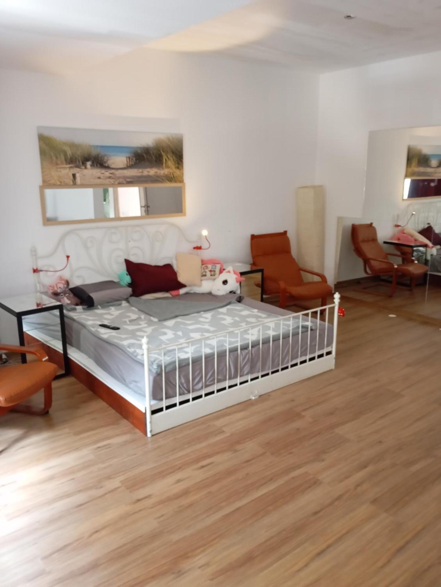 New Spacious Villa! 布加勒斯特 外观 照片
